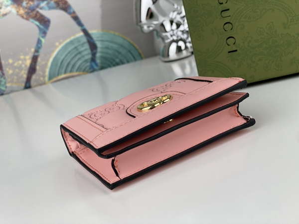 グッチ財布コピー側面デザイン